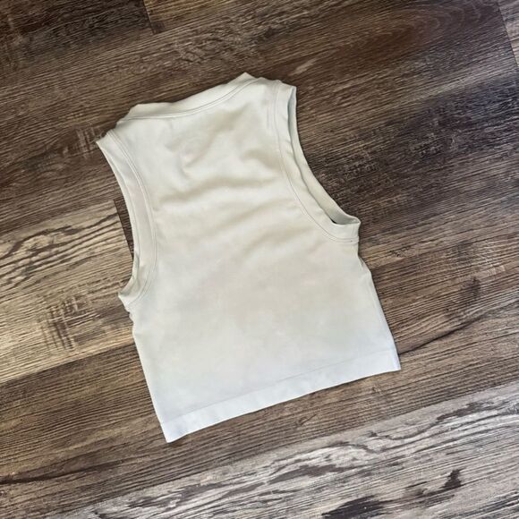 Better Together Silver Gray Crop Muscle Tank Top Size Small - Picture 2 of 3